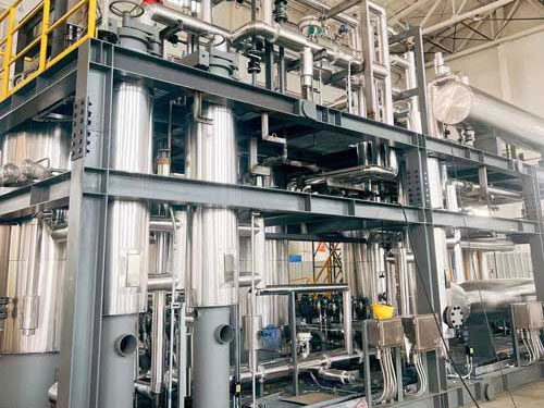 襄（xiāng）陽儲罐保溫施（shī）工（gōng） 理想汽車：800萬法拉利SUV高（gāo）速撞（zhuàng）擊 理想L9硬生生抗下了！