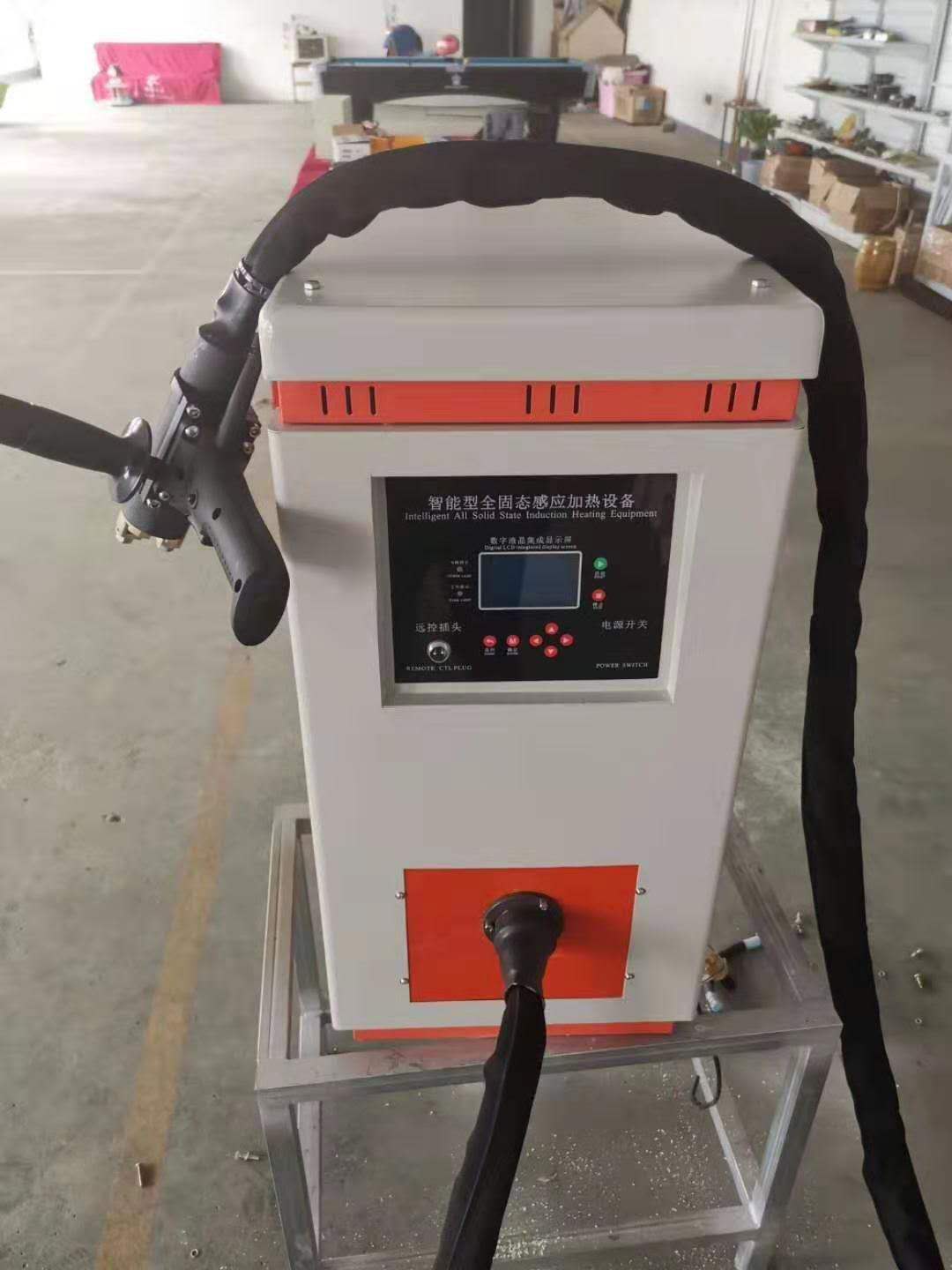 高（gāo）頻感應加熱機設備工作原理及結構特點